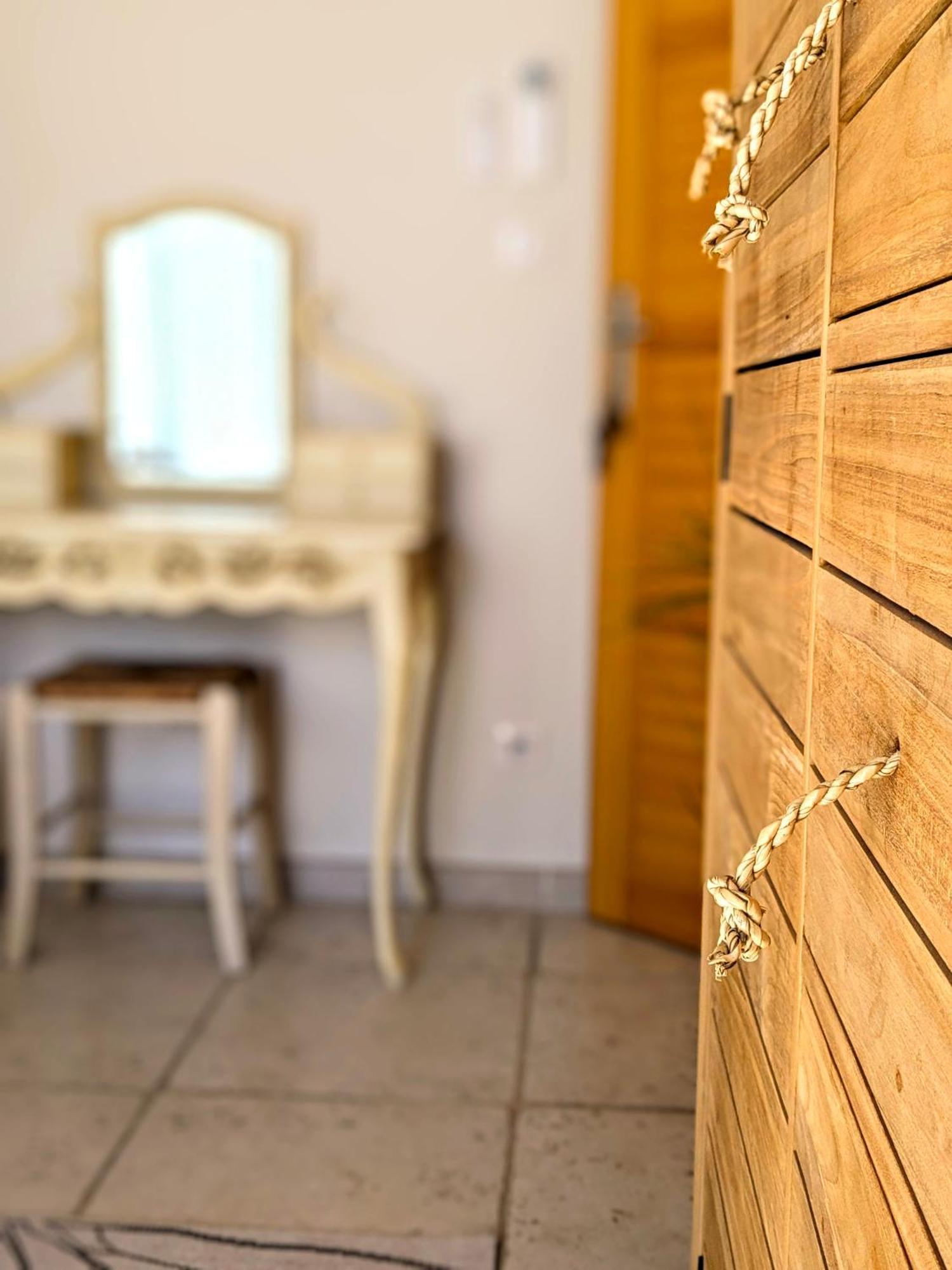 Villa Font Vive - Chambres D'Hotes Eco-Labellisees Avec Cuisine - Confort, Calme Et Vue Exceptionnels ! Grospierres Exteriör bild
